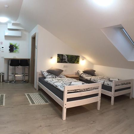 Sobe-Rooms Kvatric Zagreb Buitenkant foto